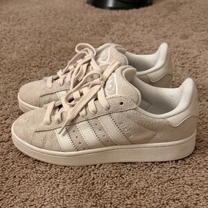 Adidas campus Beige Suede Sneakers